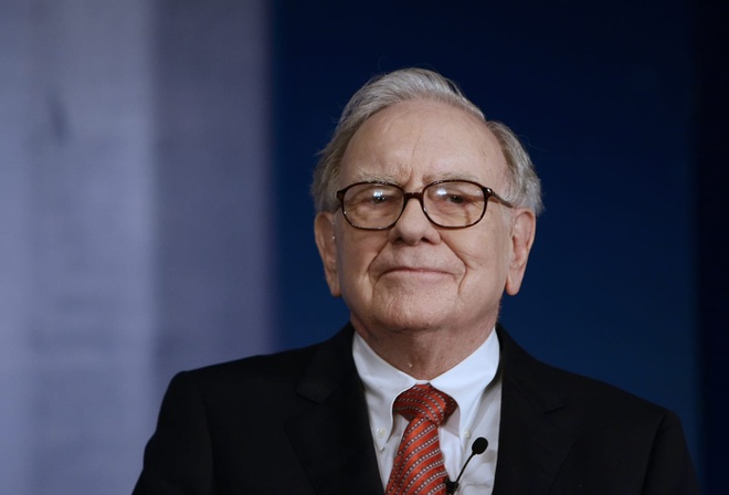 Warren Buffett tang nguoi than co phieu thay vi tien mat trong dip le hinh anh 7 106103767_1567109294943gettyimages_110859556.jpg